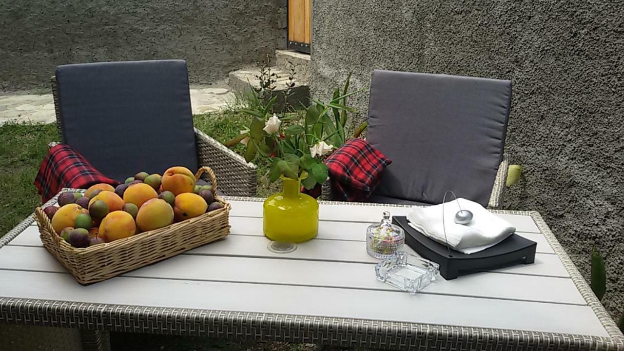 Nino'S House Apartment Tsinandali ภายนอก รูปภาพ